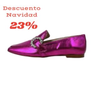 Zapato de piel de tacón bajo. Mocasín plano piel metalizada . Modelo Chevalier Fucsia 0