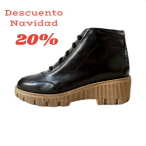 Zapato de piel de mujer de tacón bajo . Botín con cremallera muy cómodo. Modelo Urban Negro. 0