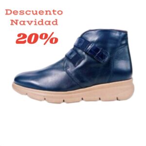 Zapato de piel de mujer de tacón bajo . Botín muy cómodo. Modelo Urban Velcro Azul. 0