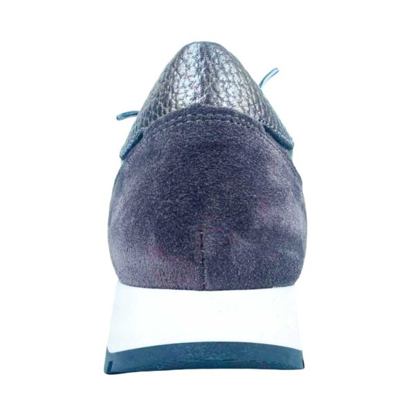 Zapato de piel de mujer. Deportiva gris plomo. Sport Troya. LOBE Spain 06