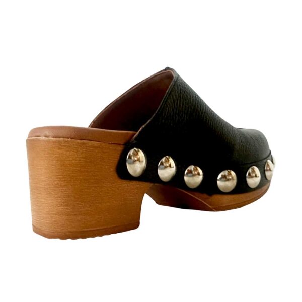 Zueco ligero de piel Negro con plantilla de gel. Zoe LOBE Spain 02