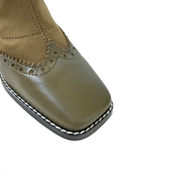 Bota de piel piel de tacón bajo Verde. Greenwich verde con ante elástico. 04