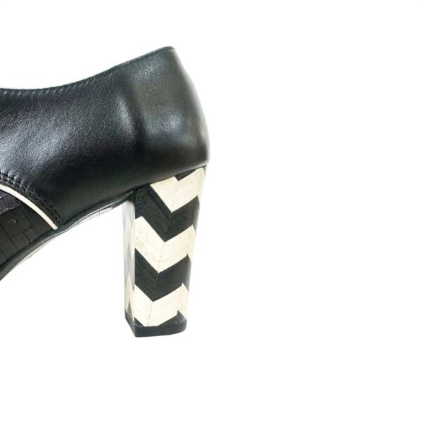ZAPATO DE PIEL CON CORDÓN DE MUJER DE TACÓN ALTO CON CORDÓN. Modelo ROMINA. Negro. LOBE Spain. 05